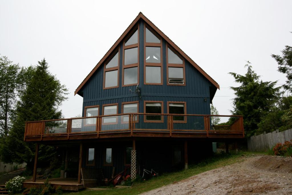 Bed and Breakfast Moon And Sixpence à Ucluelet Extérieur photo